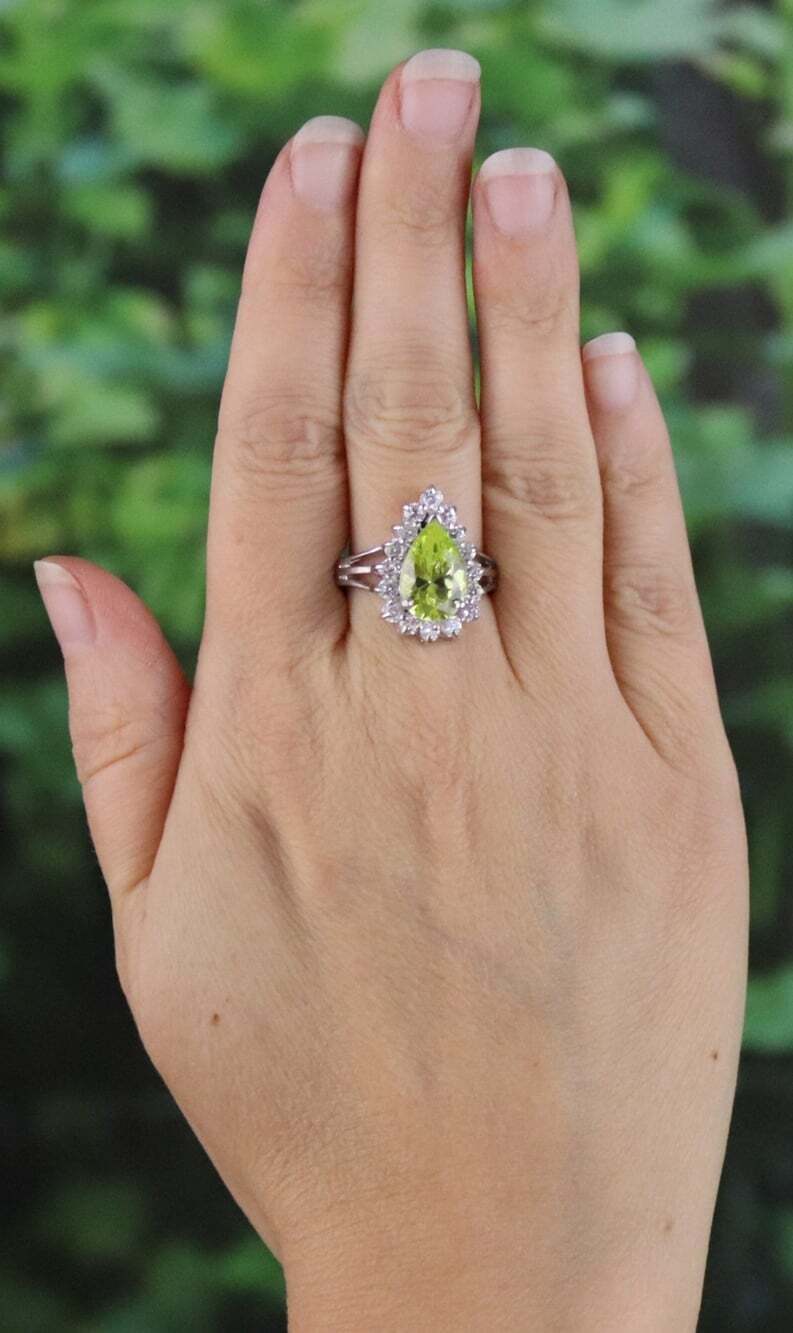 Sterling Silver Sparkly Pear Cut Yellow White Cubic Zirconia Halo Ring 7 1/2 - Picture 2 of 7